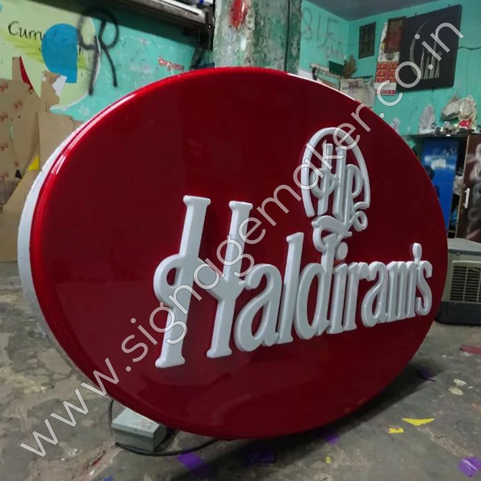 Thermoforming letter